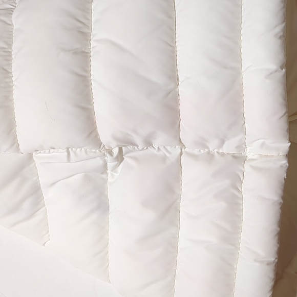 Tommy Hilfiger, packable lightweight hooded puffer jacket women M - Picture 11 of 14